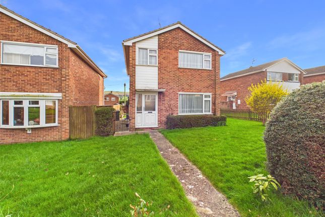 3 bed property, in The Beagles, £350,000