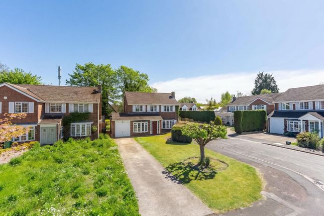 4 bed property, in St. Marys Glebe, £635,000