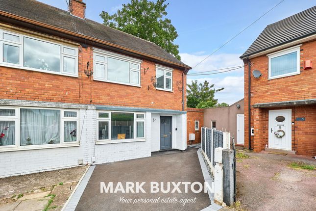 3 bed property, in Ashcroft Avenue, £200,000