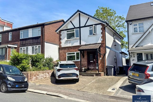 3 bed property, in Woodville Road, £799,950