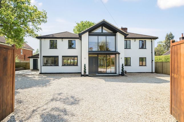 6 bed property, in Cross Way, £1,500,000