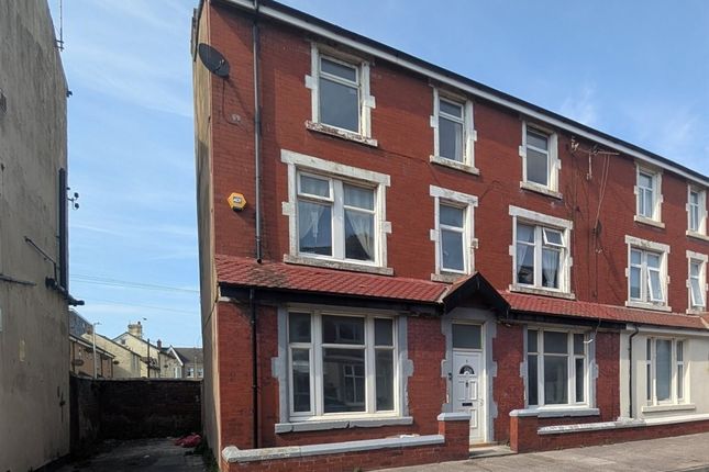 1 bed property, in St. Bedes Avenue, £18,000