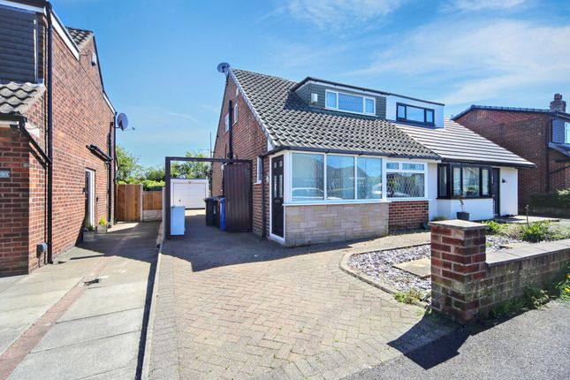 2 bed property, in Mersey Road, £190,000