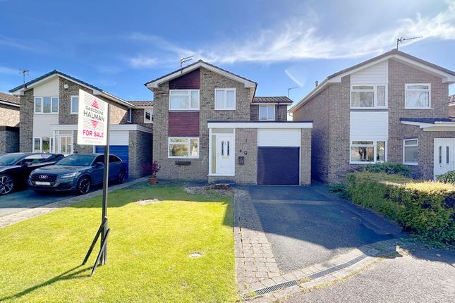 4 bed property, in Hartland Close, £550,000