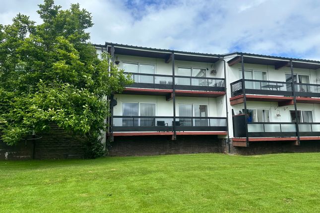 2 bed property, in Hay Road, £167,500
