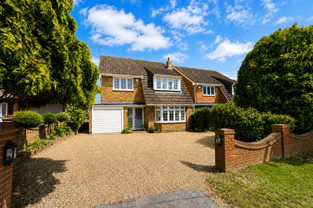 5 bed property, in Main Road, £675,000