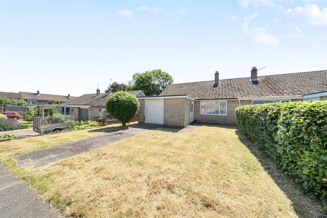 2 bed property, in The Waldrons, £235,000