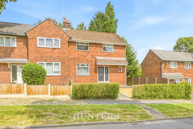 2 bed property, in Sherbourne Road, £185,000