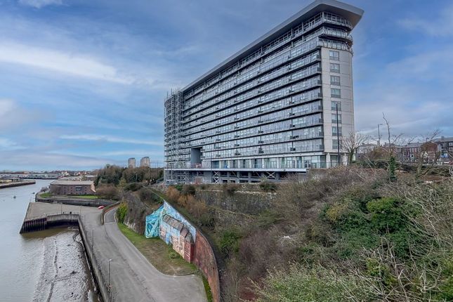 2 bed property, in Apartment 103 Echo Building, £25,000
