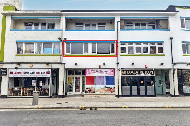 Studio, in 11A, £50,000
