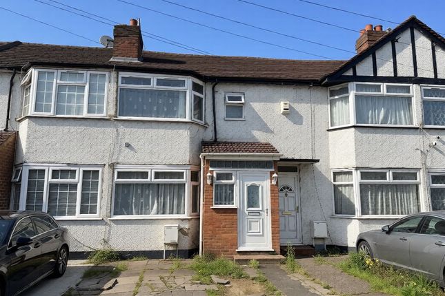 3 bed property, in 118 Salt Hill Way, £265,000
