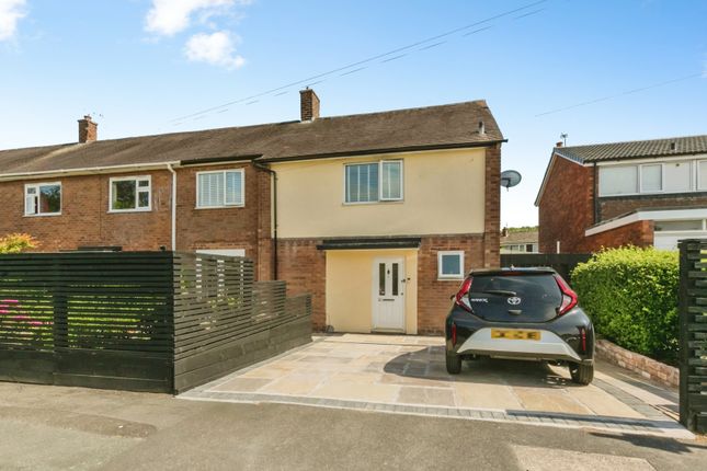 4 bed property, in Northfields, £425,000