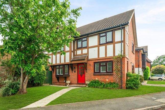 4 bed property, in Medway Close, £580,000