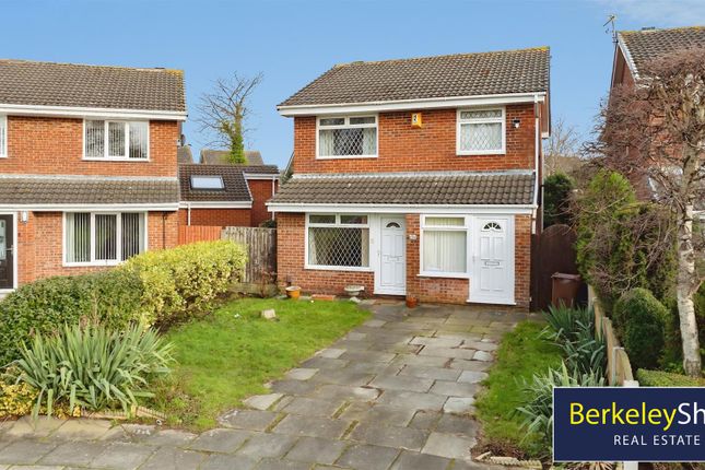 4 bed property, in Malham Close, £375,000