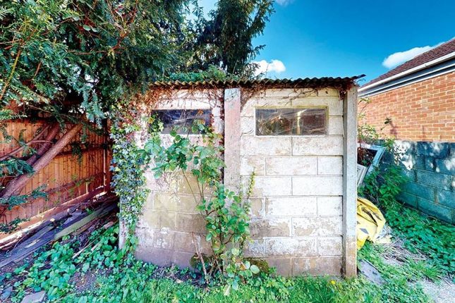 Studio, in Stanley Park Drive, £5,000
