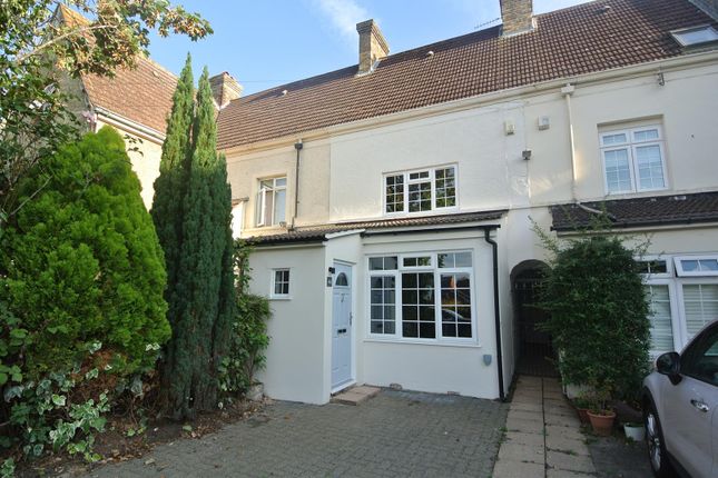 2 bed property, in South Road, £425,000