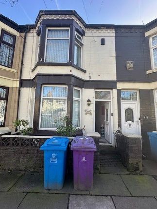 3 bed property, in Ince Avenue, £105,000
