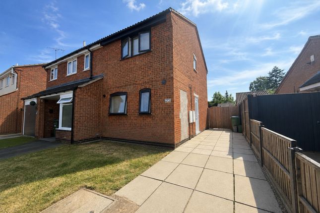 2 bed property, in Gilmorton Avenue, £250,000