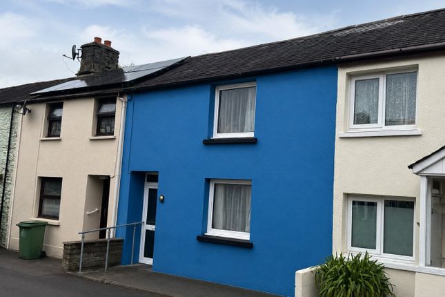 4 bed property, in Pontrhydfendigaid, £140,000