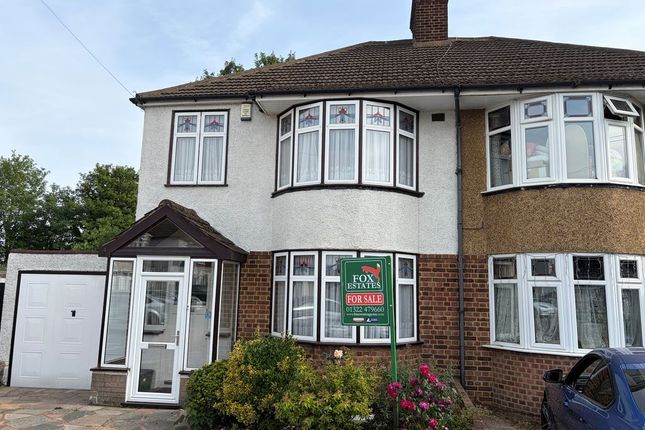3 bed property, in Cleveland Road, £525,000