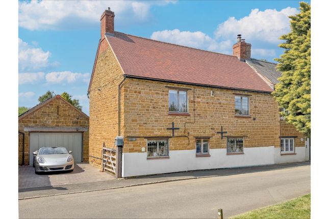 4 bed property, in Church Lane, £580,000