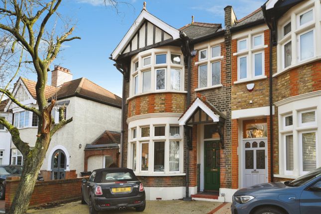 4 bed property, in Park Road, £1,100,000