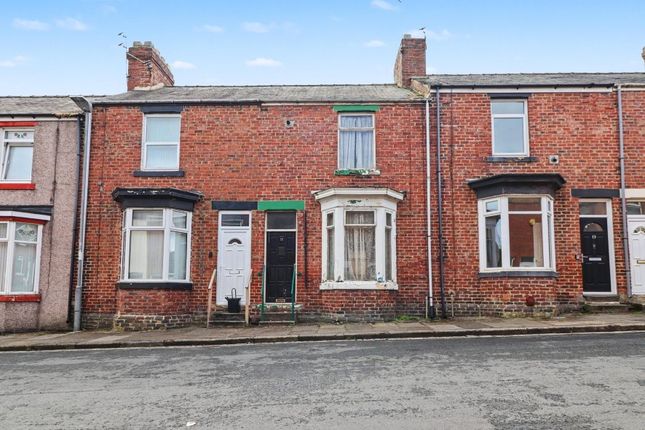 2 bed property, in 11 Bouch Street, £25,000