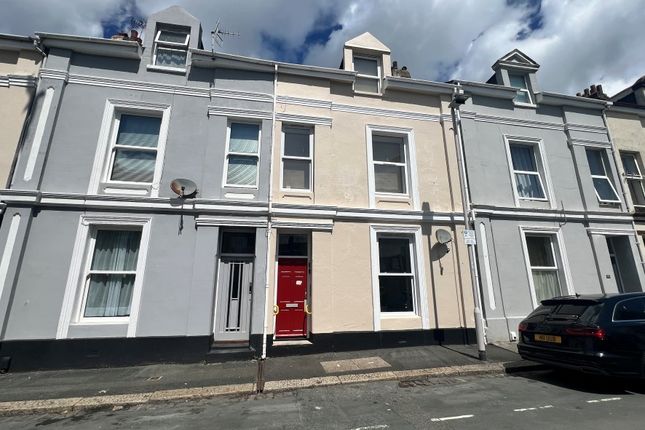 1 bed property, in Ground Floor Flat, £40,000