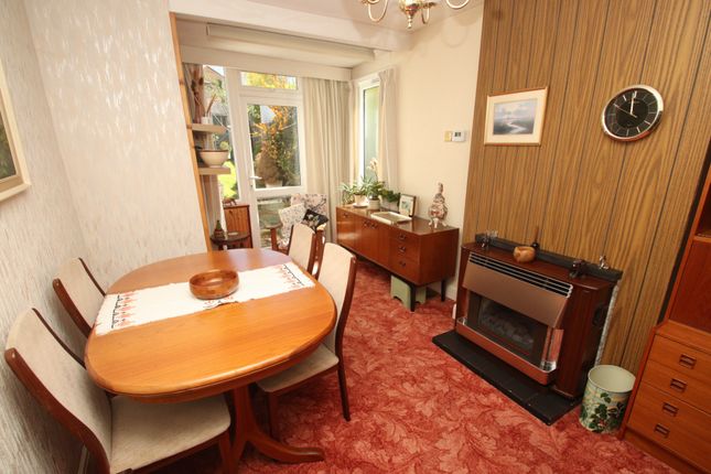 3 bed property, in Glentrammon Road, £600,000