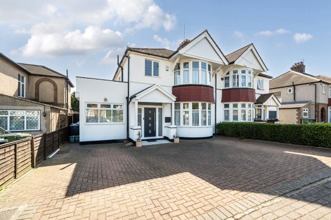 4 bed property, in Draycott Avenue, £900,000