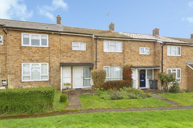 3 bed property, in Plash Drive, £325,000