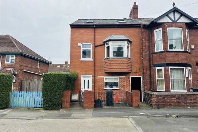 4 bed property, in Cromer Street, £350,000