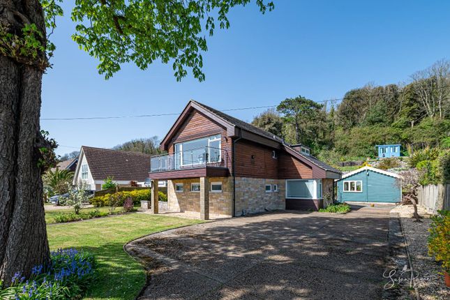 4 bed property, in Inglewood Park, £645,000