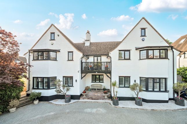 6 bed property, in Shawfield Park, £1,750,000