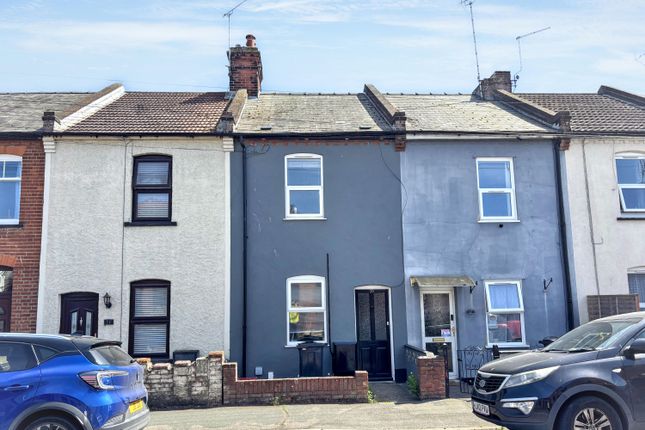 2 bed property, in Garland Road, £95,000