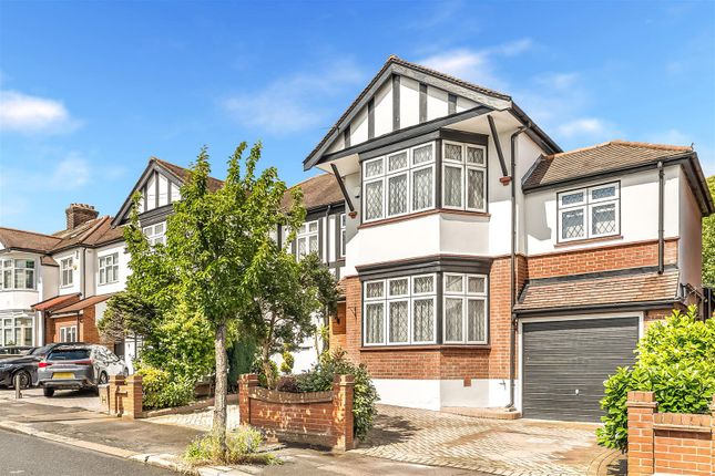 4 bed property, in Falmouth Gardens, £950,000