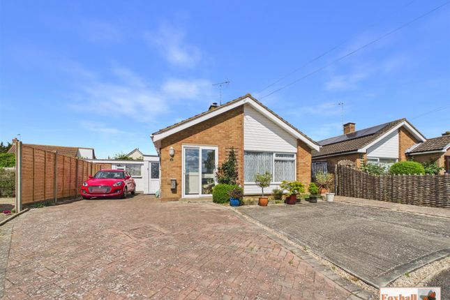 3 bed property, in Coopers Close, £375,000