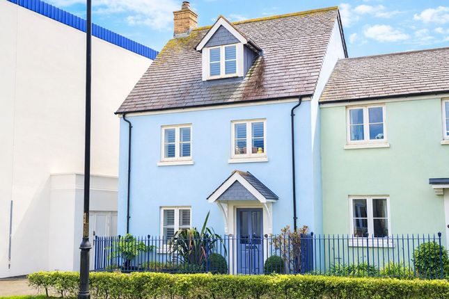 3 bed property, in Quintrell Road, £399,950
