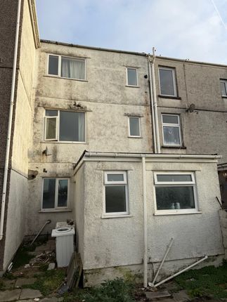 3 bed property, in Kilvey Terrace, £150,000