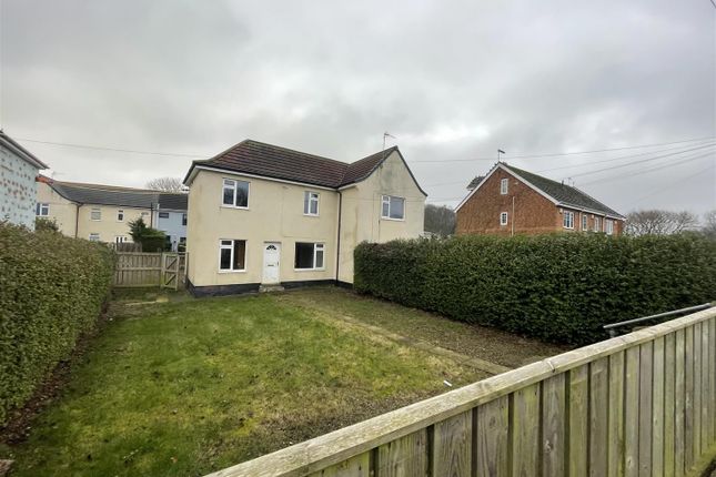 2 bed property, in Park View, £75,000