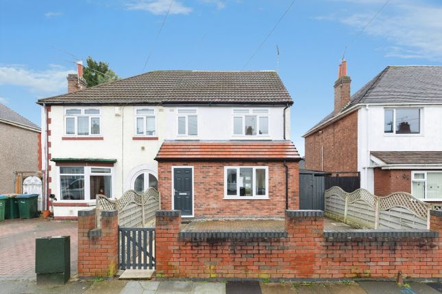 4 bed property, in Poultney Road, £335,000