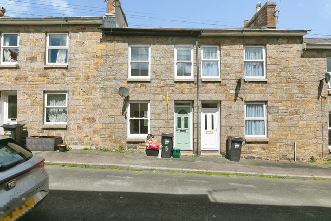 2 bed property, in St. Henry Street, £200,000