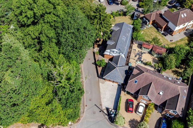 4 bed property, in Hazel Road, £1,000,000