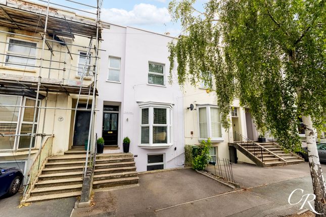 3 bed property, in Christchurch Terrace, £600,000