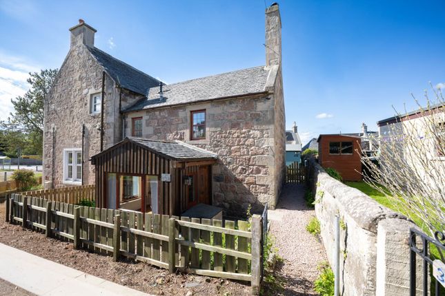 1 bed property, in Manse Road, £155,000