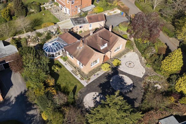 4 bed property, in Mill Lane, £550,000