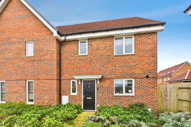 3 bed property, in Somerset Road, £450,000