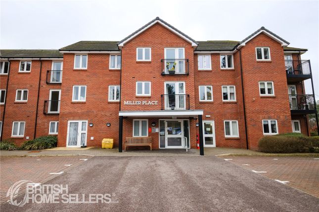2 bed property, in High View, £250,000