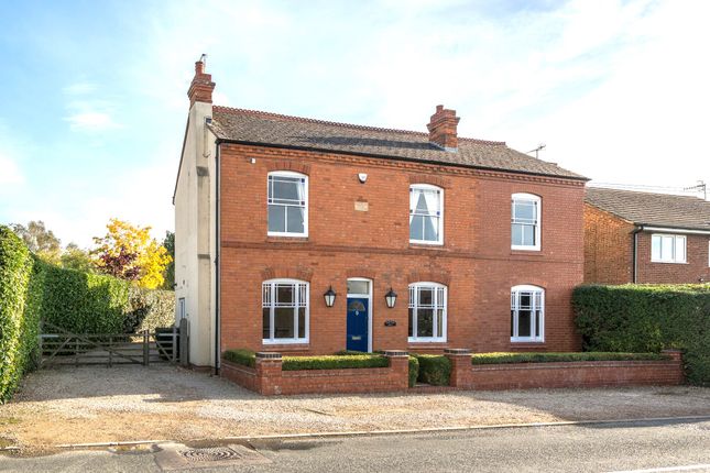 6 bed property, in Barton Road, £900,000