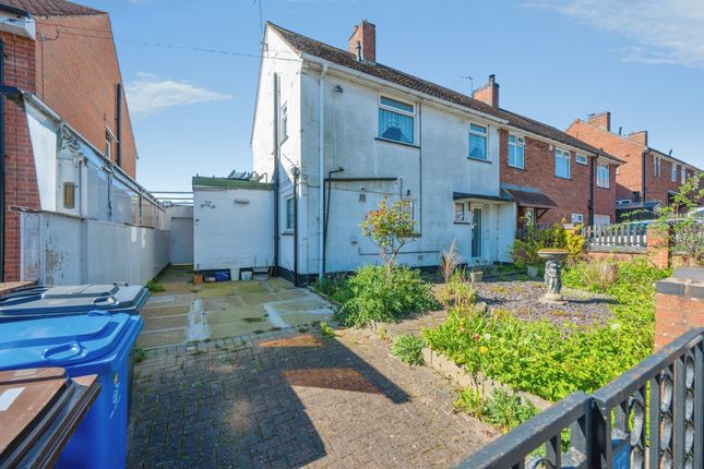 3 bed property, in Arnhem Terrace, £160,000